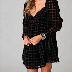 NWT Buddy Love Black Polka-Dot Velvet V-Neck Mini Dress medium